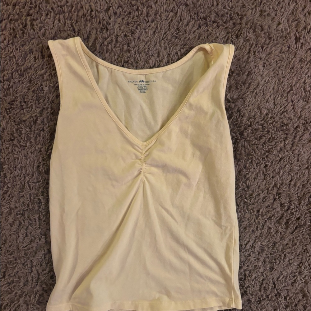 Pastel yellow brandy top